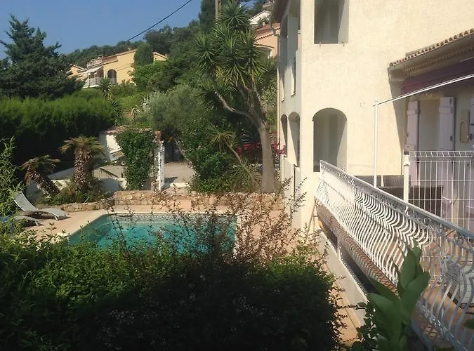 La Bastide Des Pins Le Pradet
