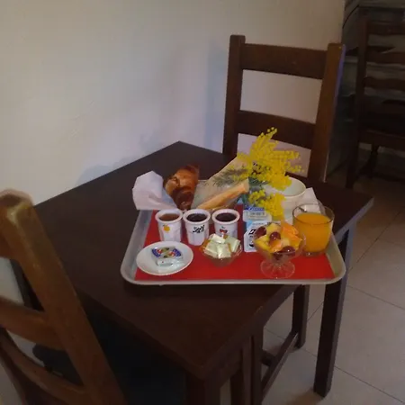 Πανσιόν La Bastide Des Pins Le Pradet