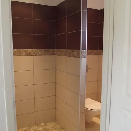 招待所 拉堡万销酒店 4*