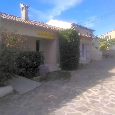 La Bastide Des Pins 3* Le Pradet