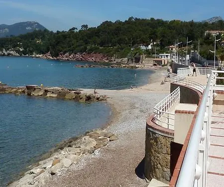 La Bastide Des Pins Ле-Праде